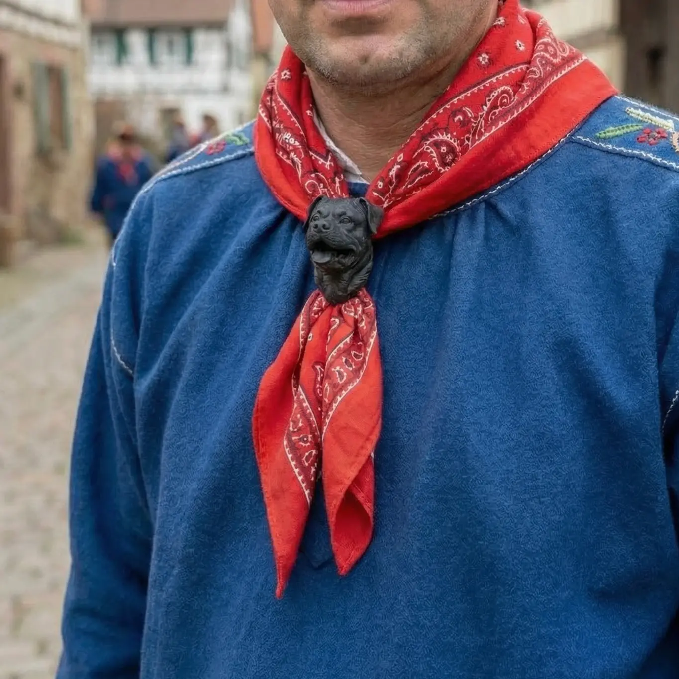 Fasnet Halstuchhalter Rottweiler-Kopf, Offenes Maul, Schwarz Fasnet Halstuchhalter Rottweiler-Kopf, Offenes Maul, Schwarz